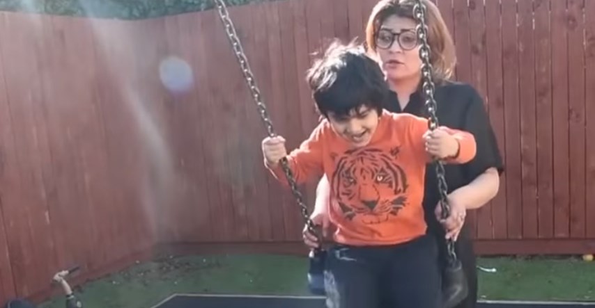 Mama trojice dječaka s autizmom šokantnim videom otkrila kako izgleda njen dan